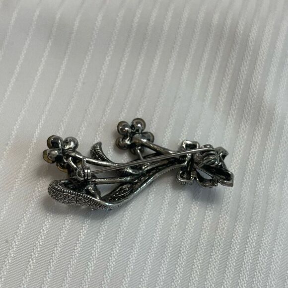 Labella Crystal Flower Bouquet Floral Brooch Signed - Picture 4 of 5